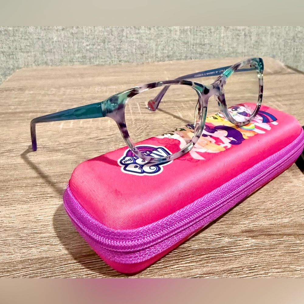 Little girls My Little Pony eyeglasses. Has prescription will need new lenses.